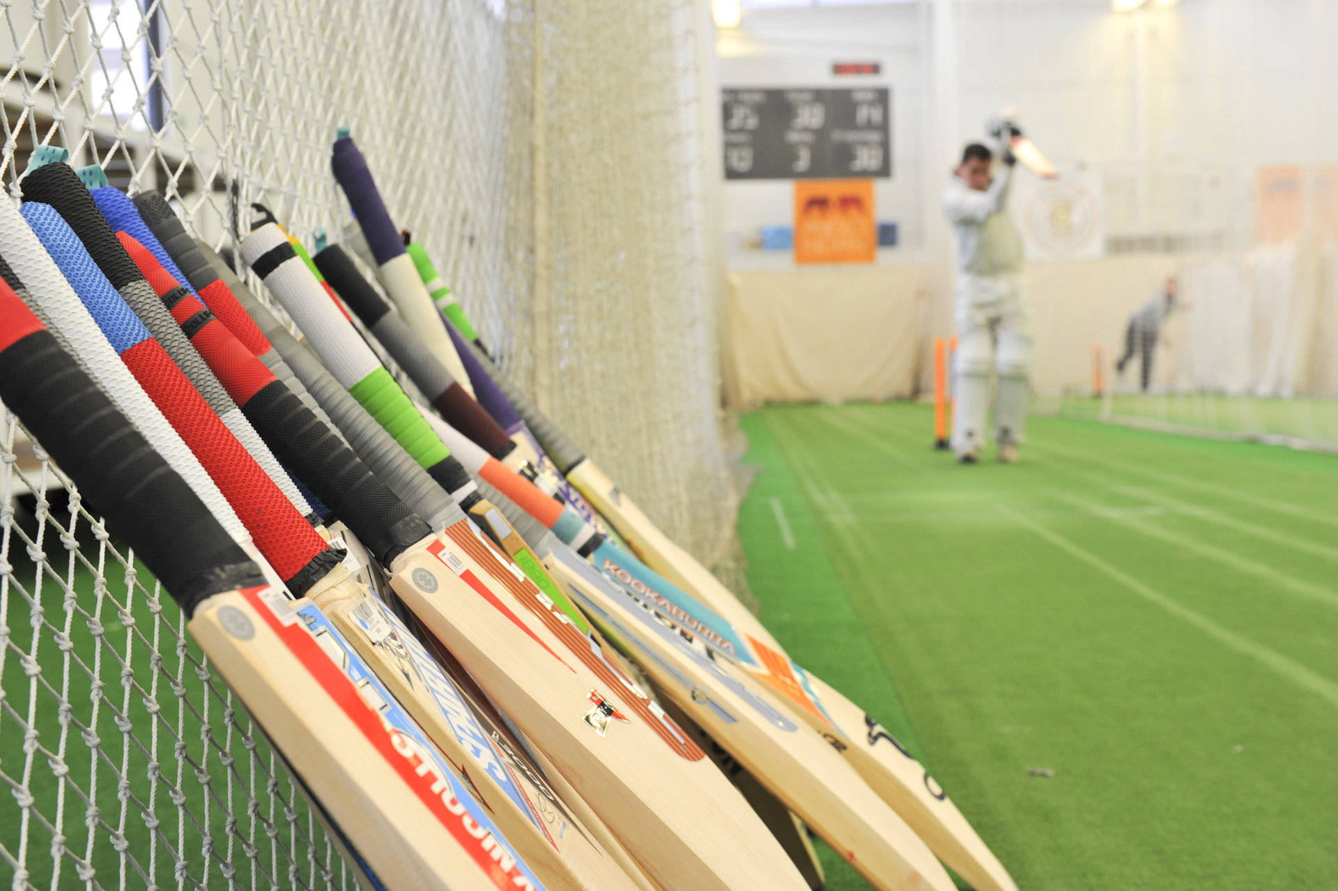 Jim Hindson from The Cricketer Magazine testing bats for their 2014 Good Gear Guide feature 